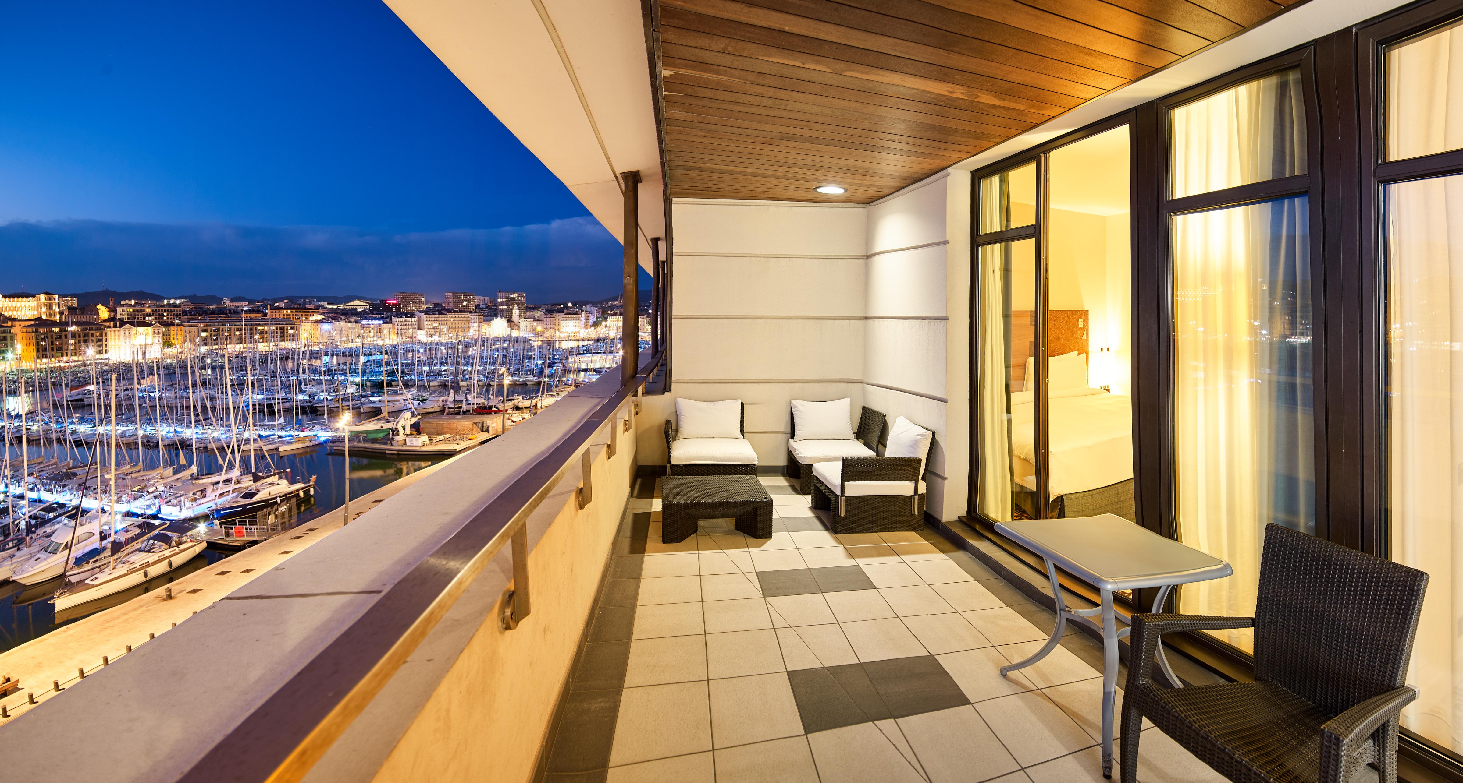 Radisson Blu Hotel Marseille Vieux Port Εξωτερικό φωτογραφία